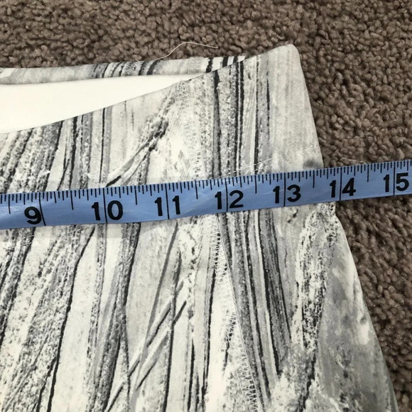 Sports Illustrated Leggings White with Grey size Medium - Picture 6 of 8